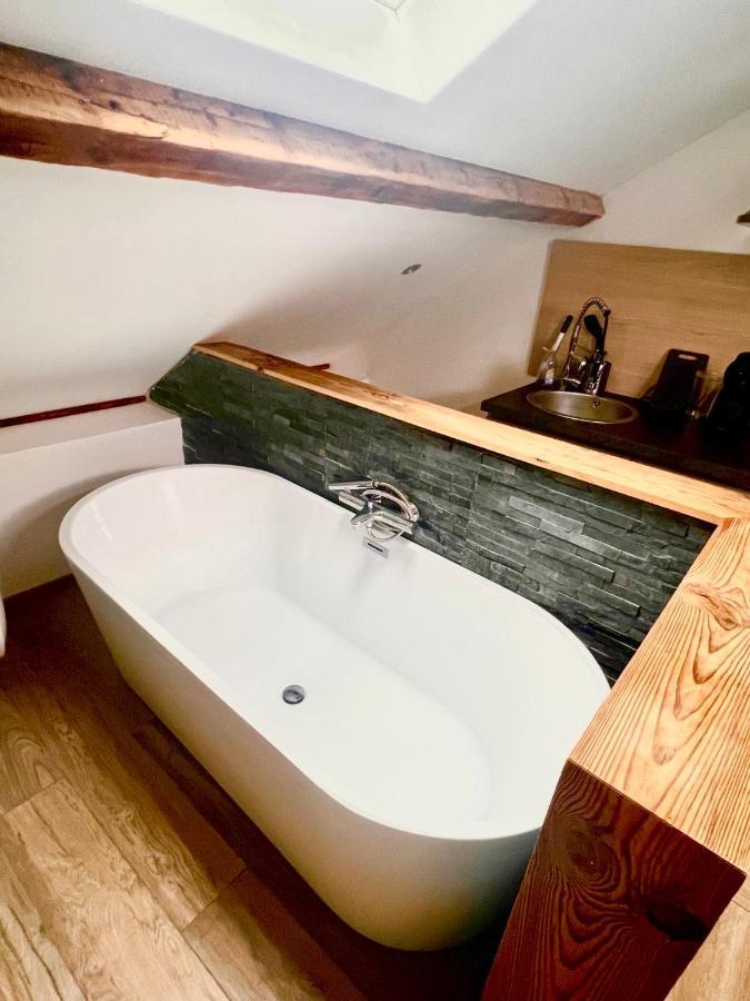 Apartmán Delille Pere Et Fils Albertville Exteriér fotografie
