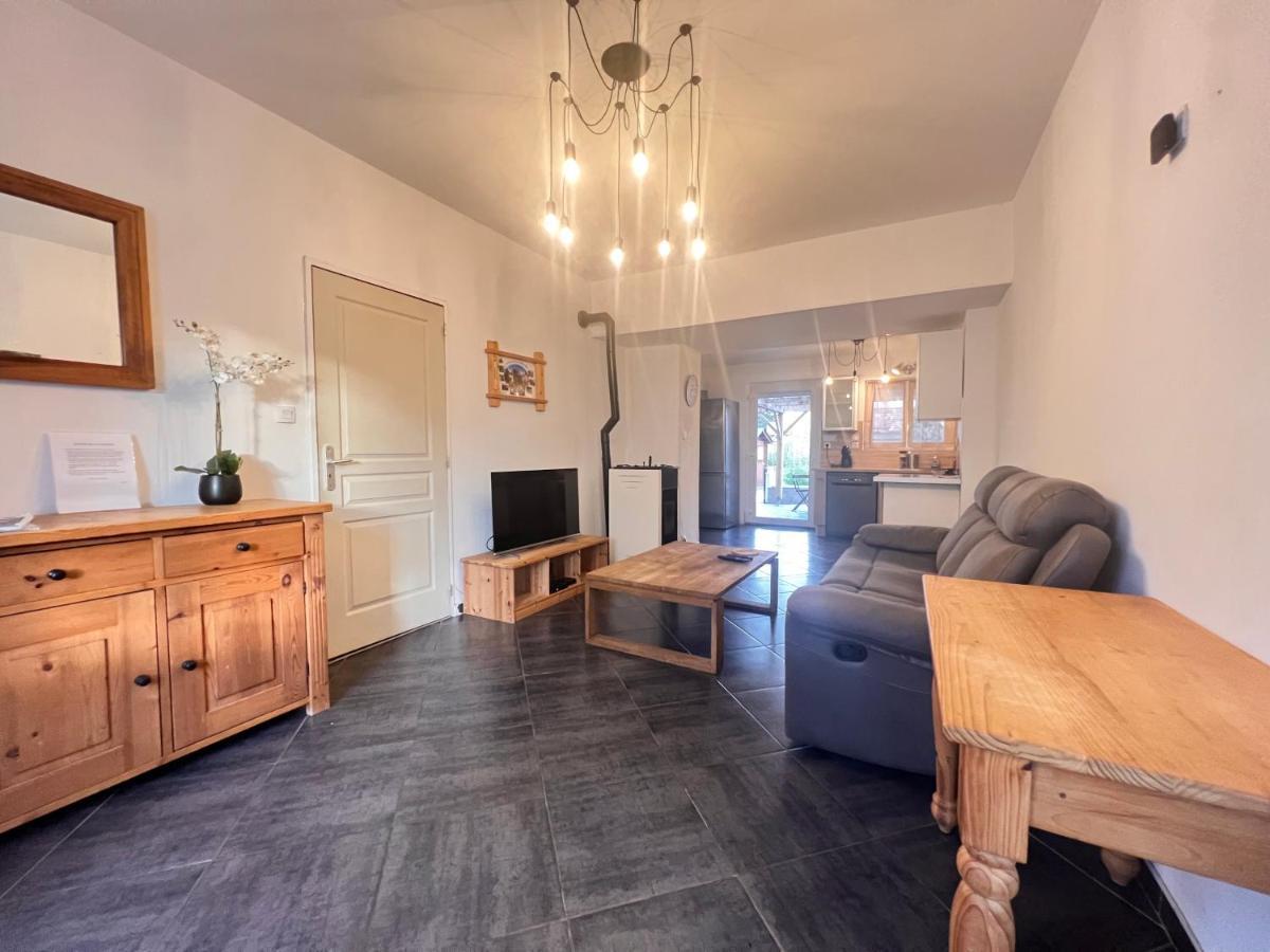 Apartmán Delille Pere Et Fils Albertville Exteriér fotografie